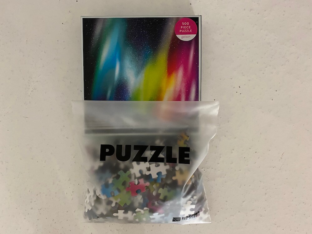 Most Challenging Puzzles for Adults: Solid or gradient puzzles